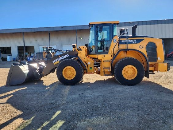 Hyundai HL955AXT 2023