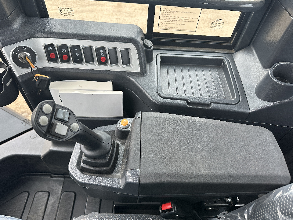 Hyundai HL955AXT 2025