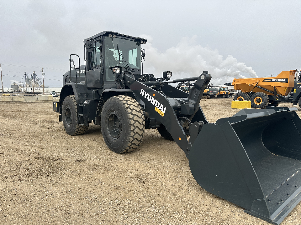 Hyundai HL955AXT 2025