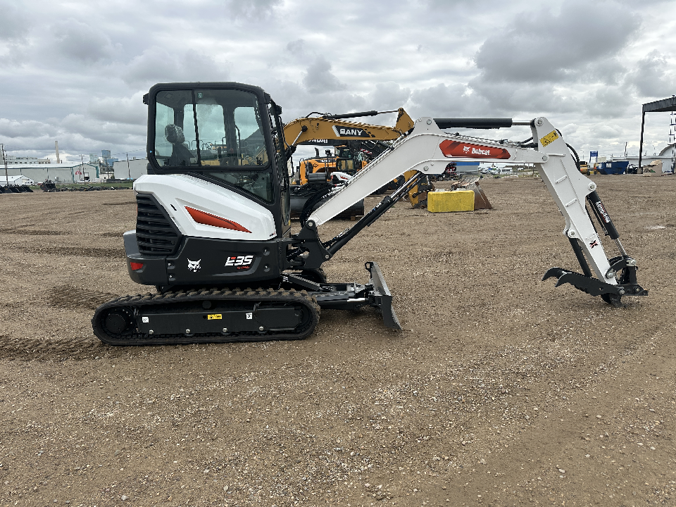 Bobcat E35i 2025