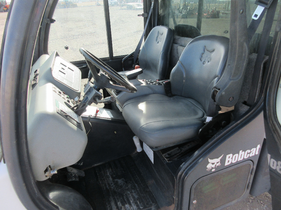 Used Compact 5600 2006