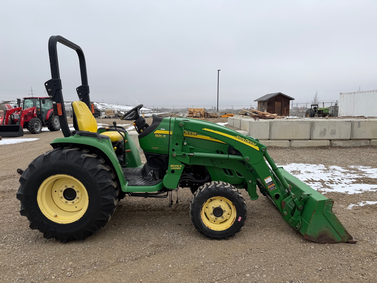 Used AG Equip 3520 2008