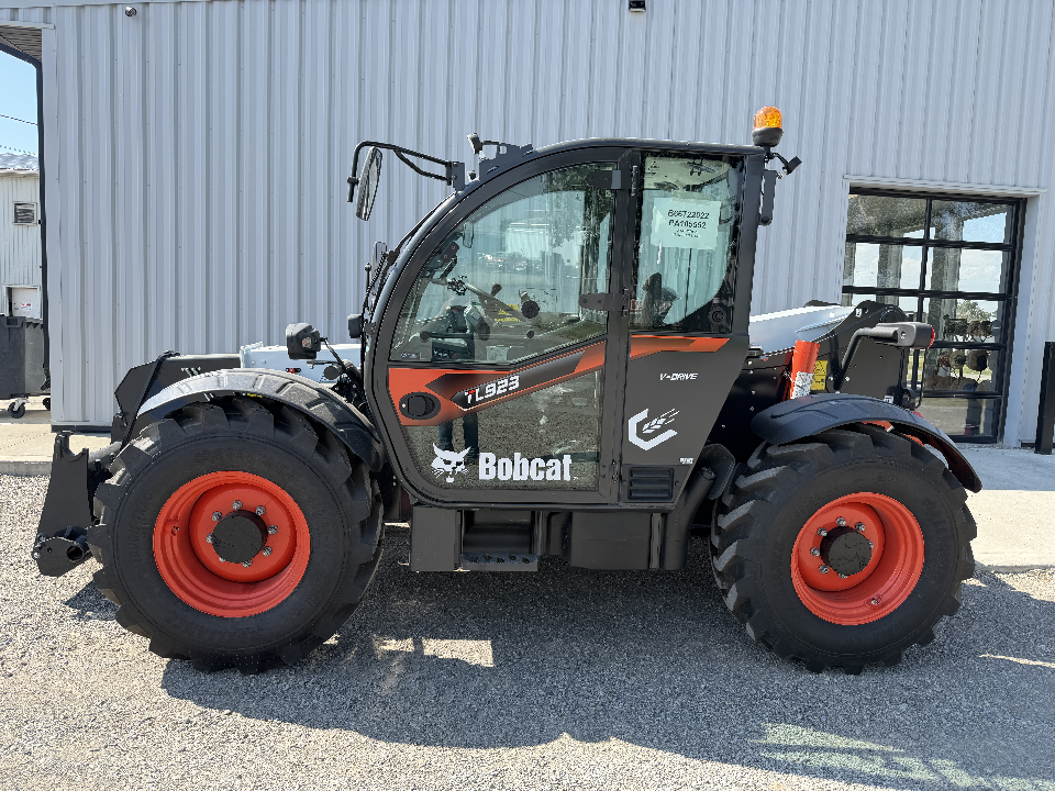 Bobcat TL923 2026