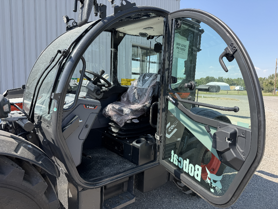 Bobcat TL923 2026