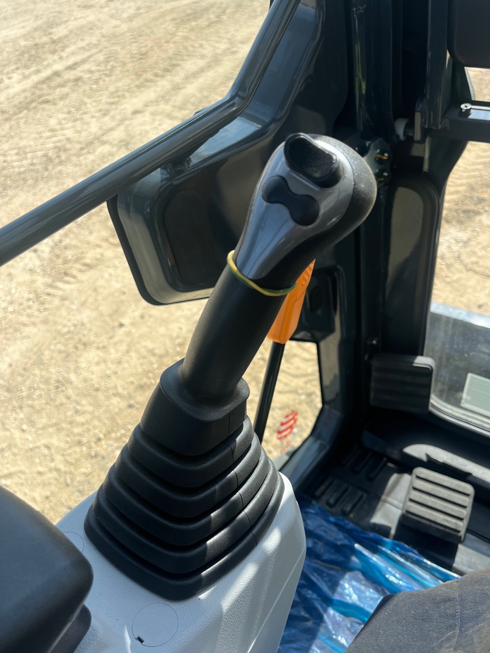 Hyundai HX35AZ 2026
