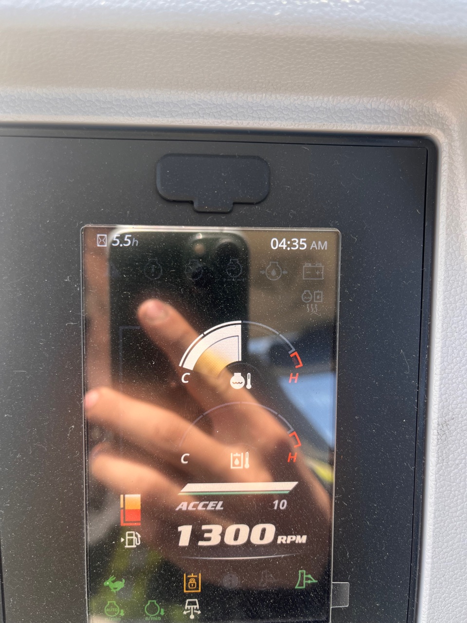 Hyundai HX35AZ 2026
