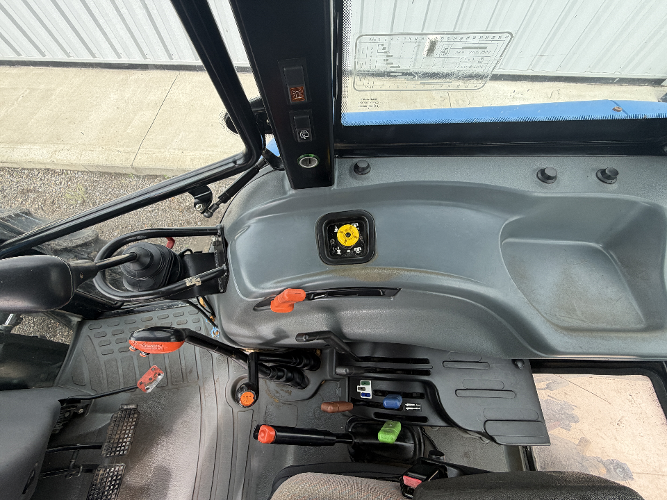 Used AG Equip TL100 2002