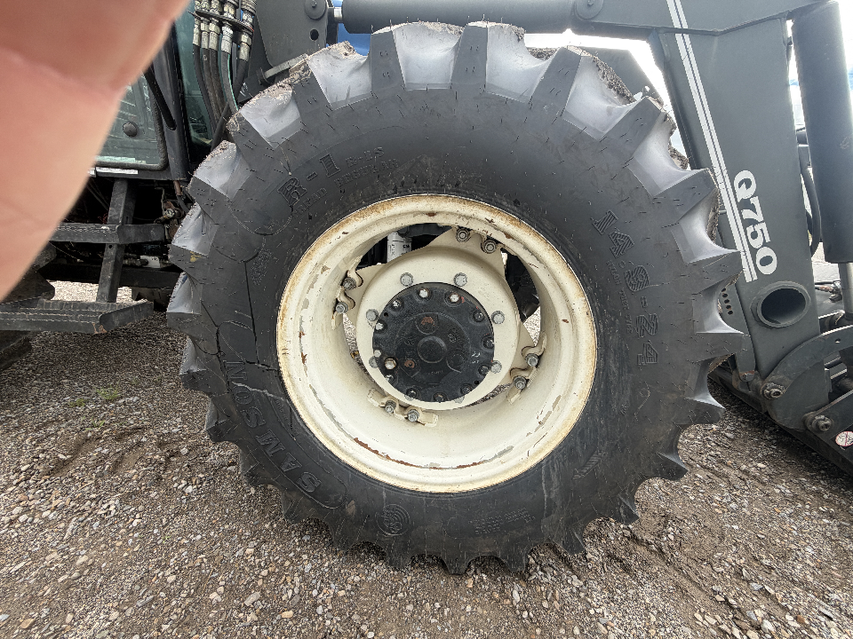 Used AG Equip TL100 2002