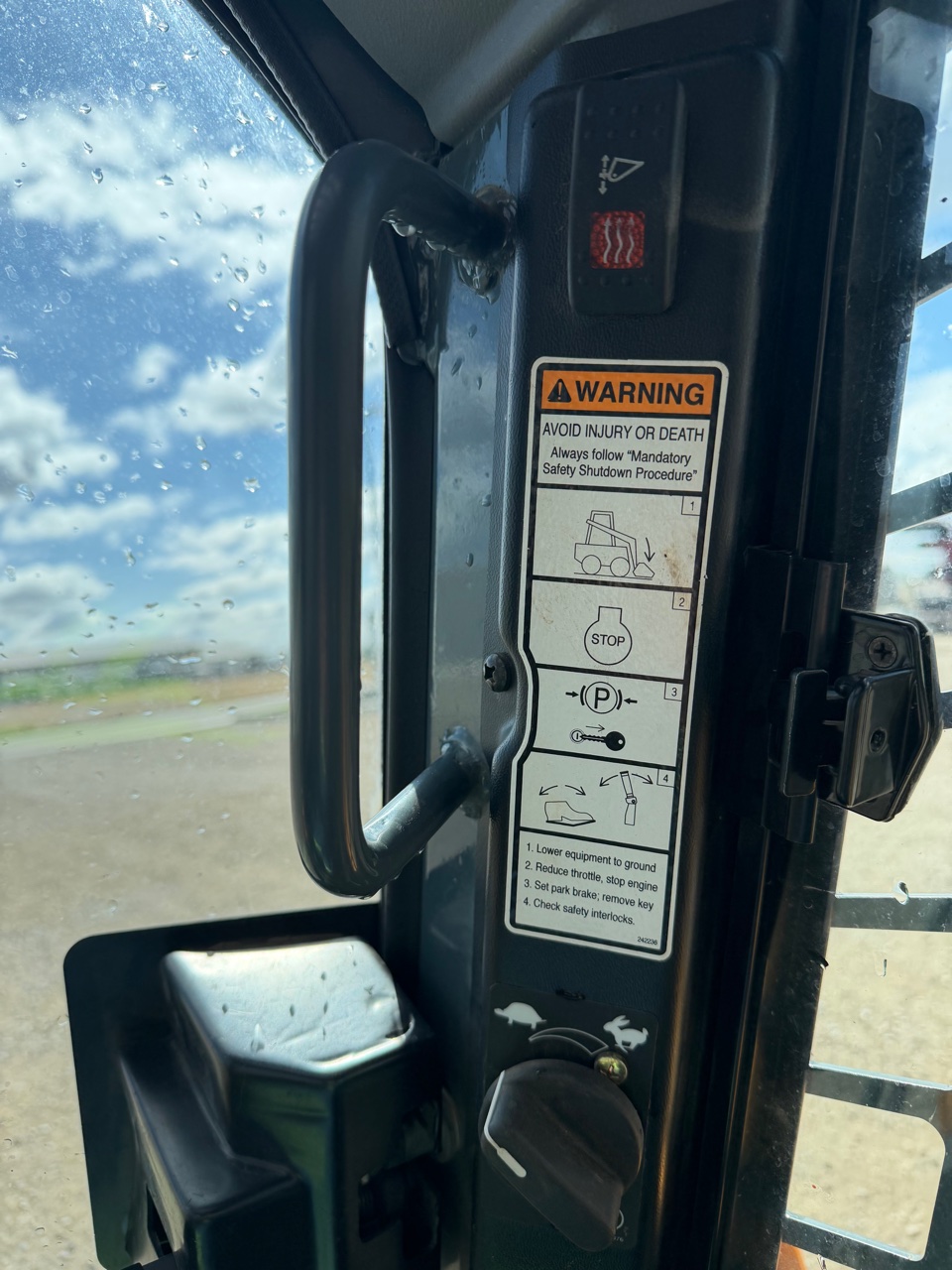 Used CE 1900R 2015