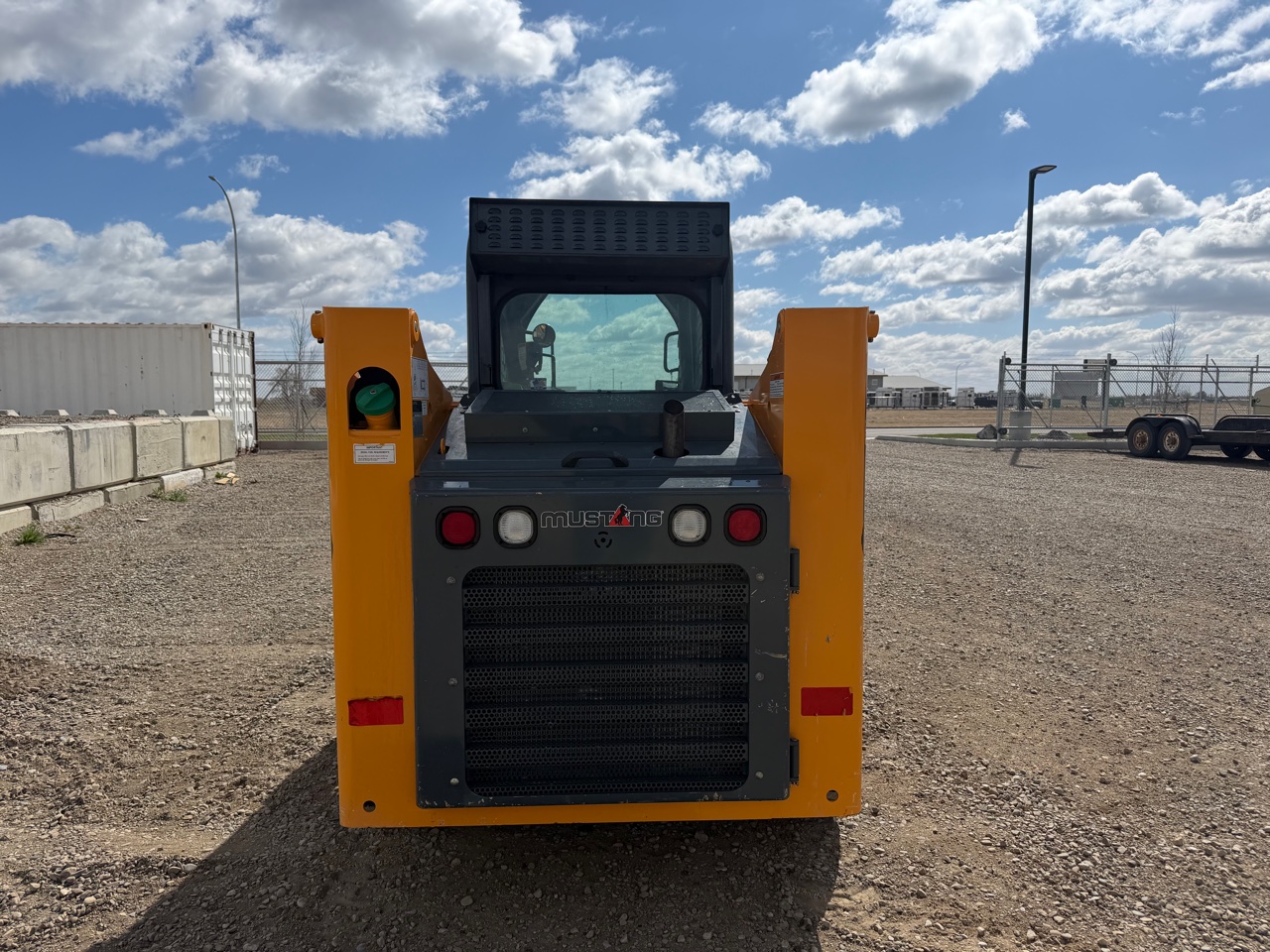Used CE 1900R 2015