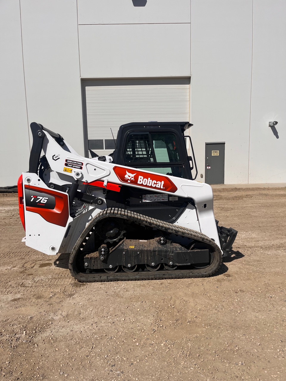 Bobcat T76 2026