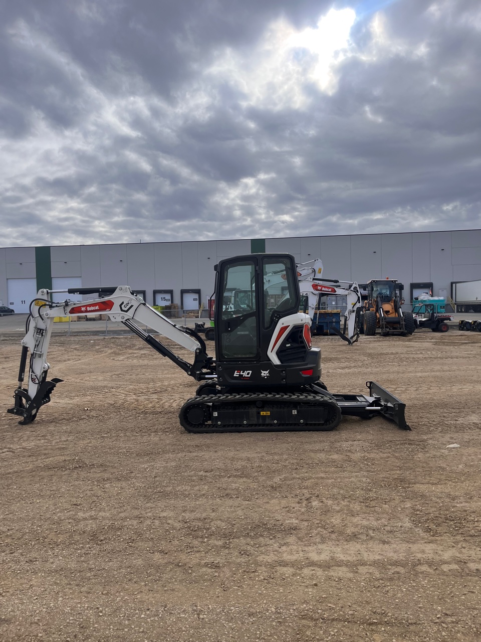 Bobcat E40 2026