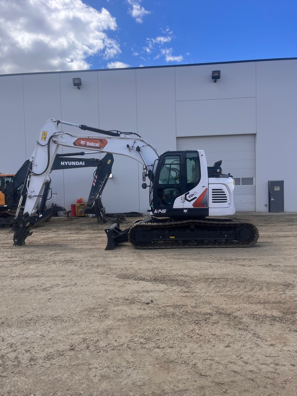 Bobcat E145 2023