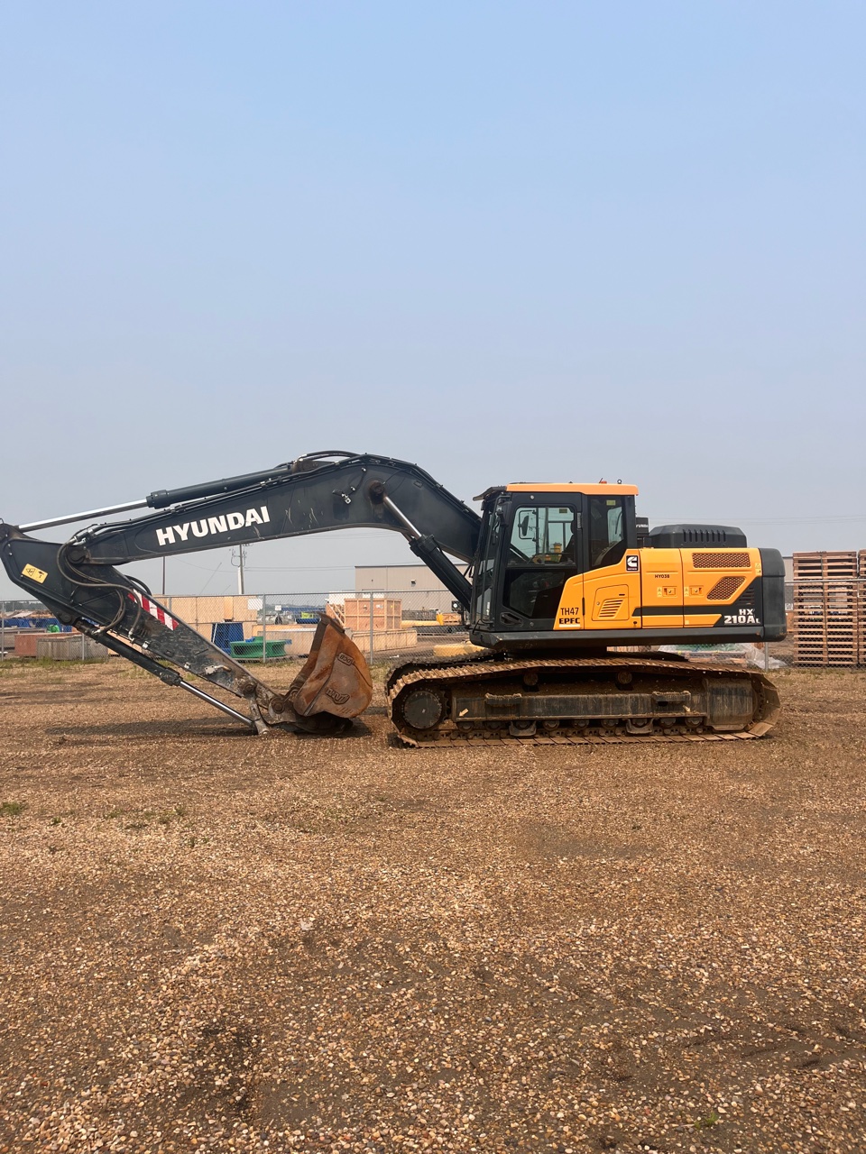 Used CE HX210 2022
