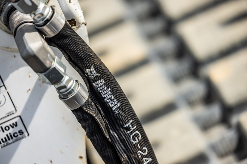 hydraulic hoses on bobcat chinook equipment lethbridge